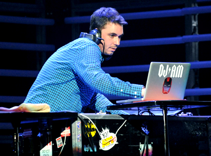DJ AM DJ AM